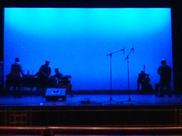 setting-up-Budd-+-Lowe