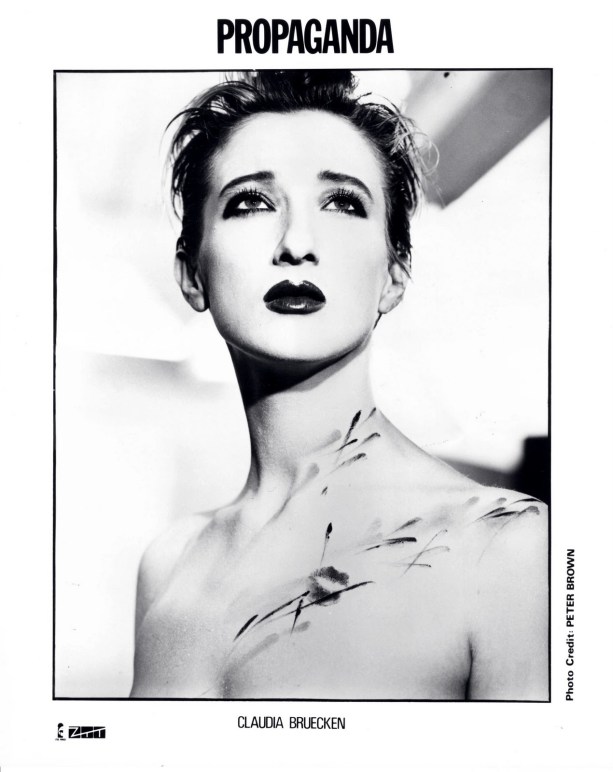 Claudia Brücken in Propaganda © 1985 Peter Brown