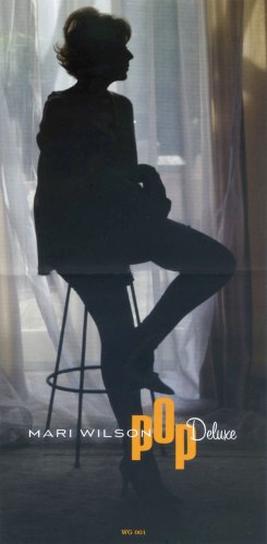 Mari Wilson © 2016 Claire Lawrie