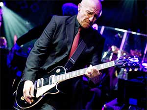 Midge Ure rocks out… for a change