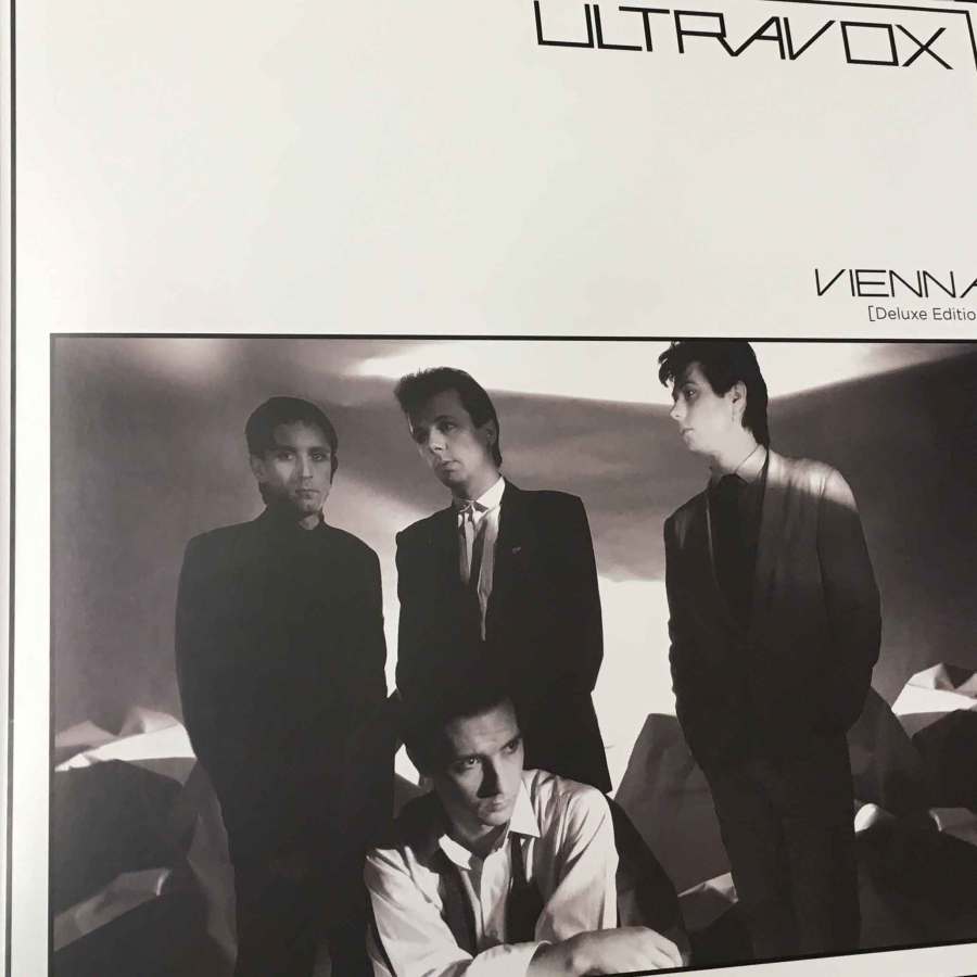 foloi 2 gatefold outer cover vienna box