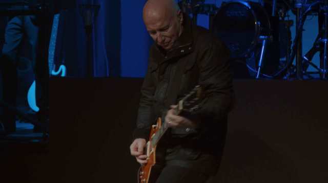 midge ure playes new eurpoeans