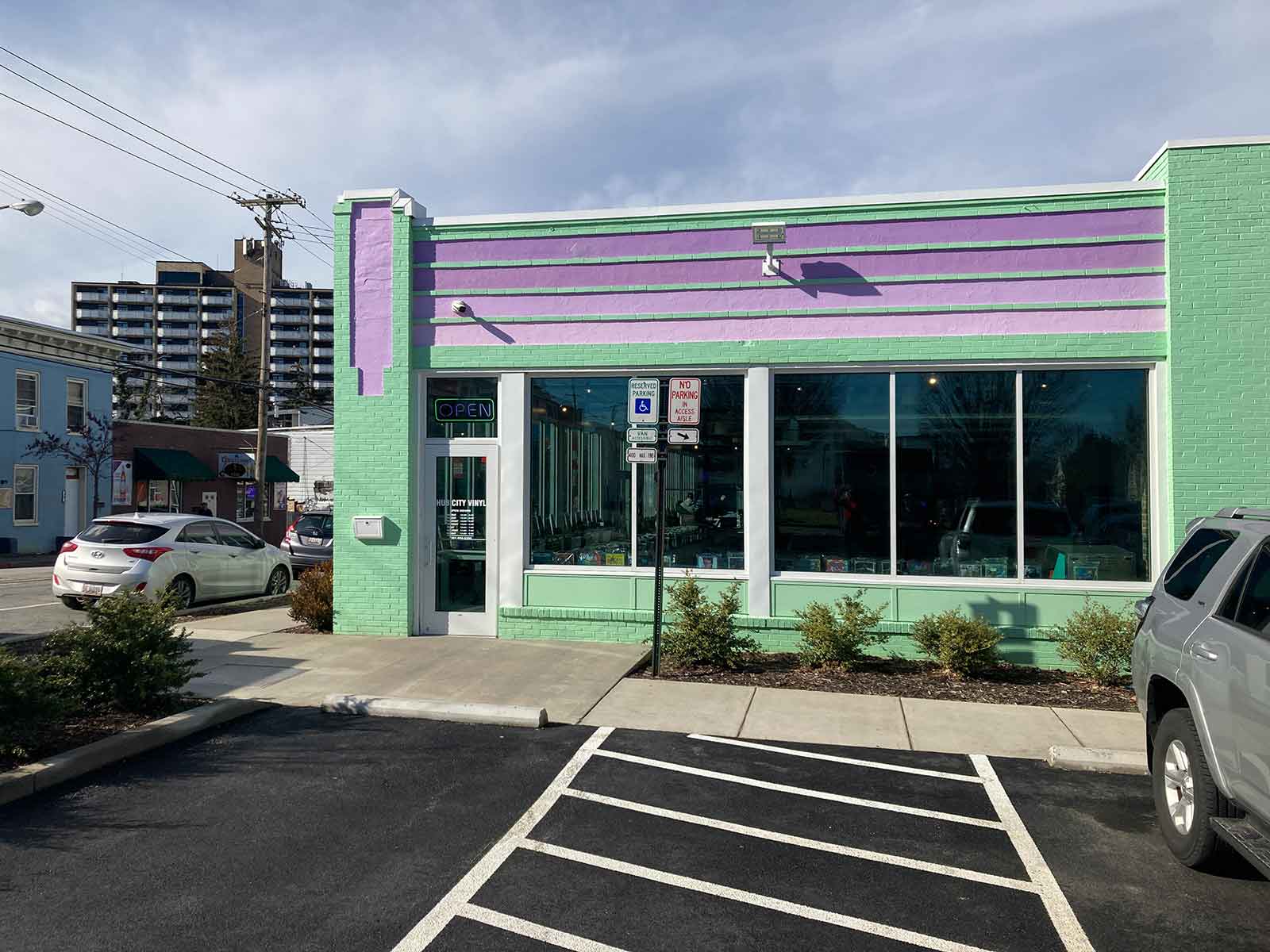 Hub City Vinyl Hagerstown