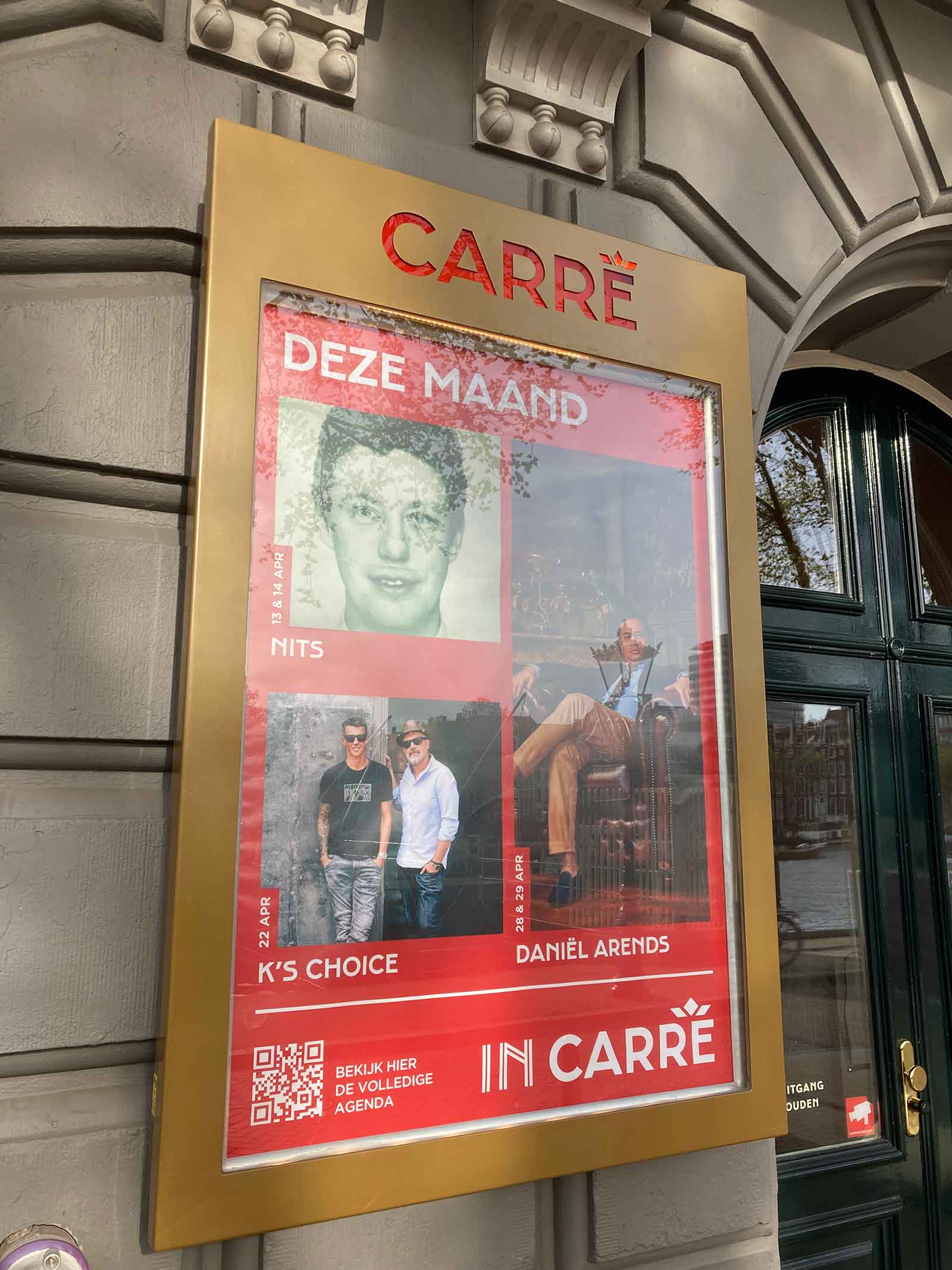 nits poster in Carré