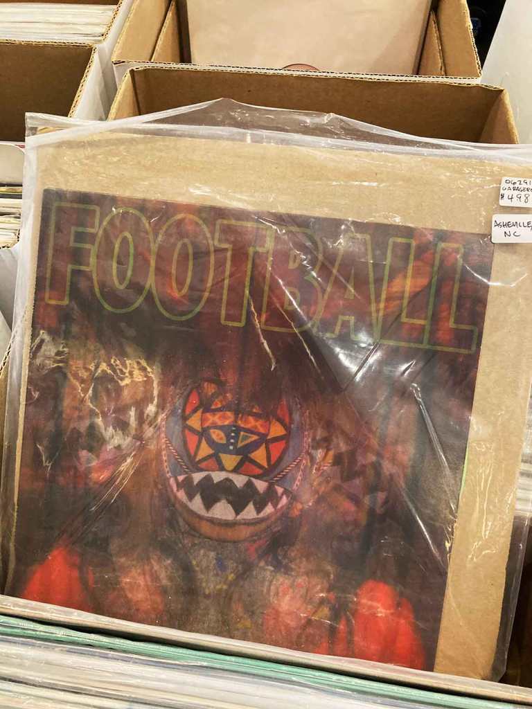 alligator indian - football EP