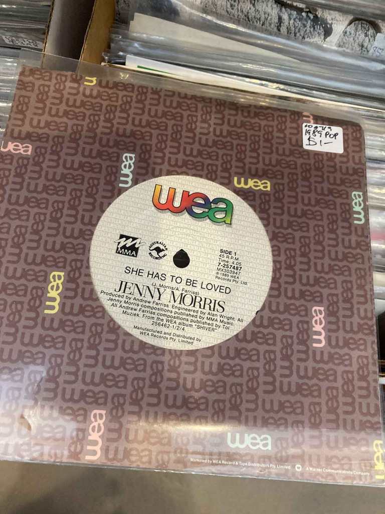 jenny morris - OZ she has to be loved 7”