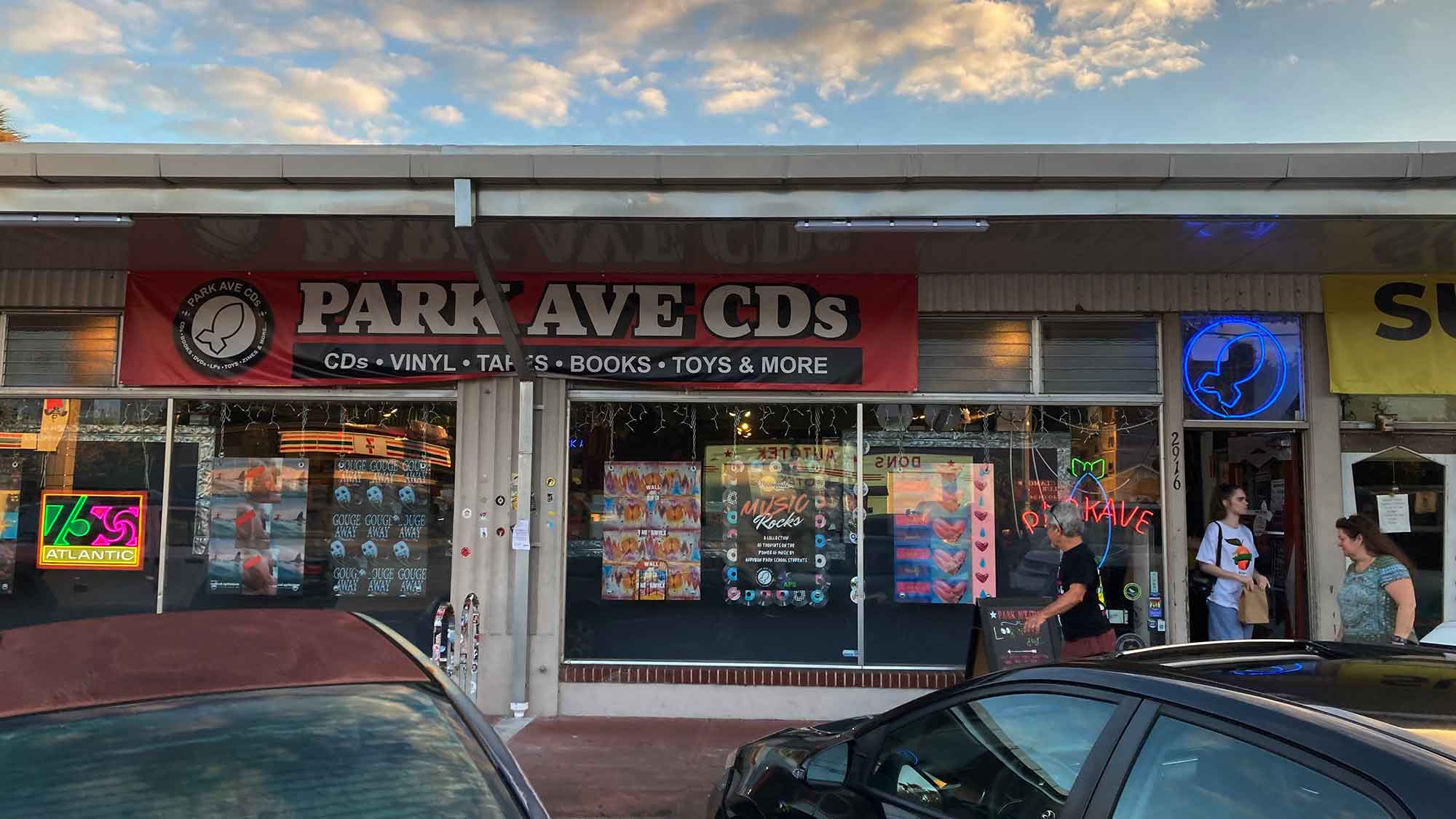 Park Ave. CD - façade