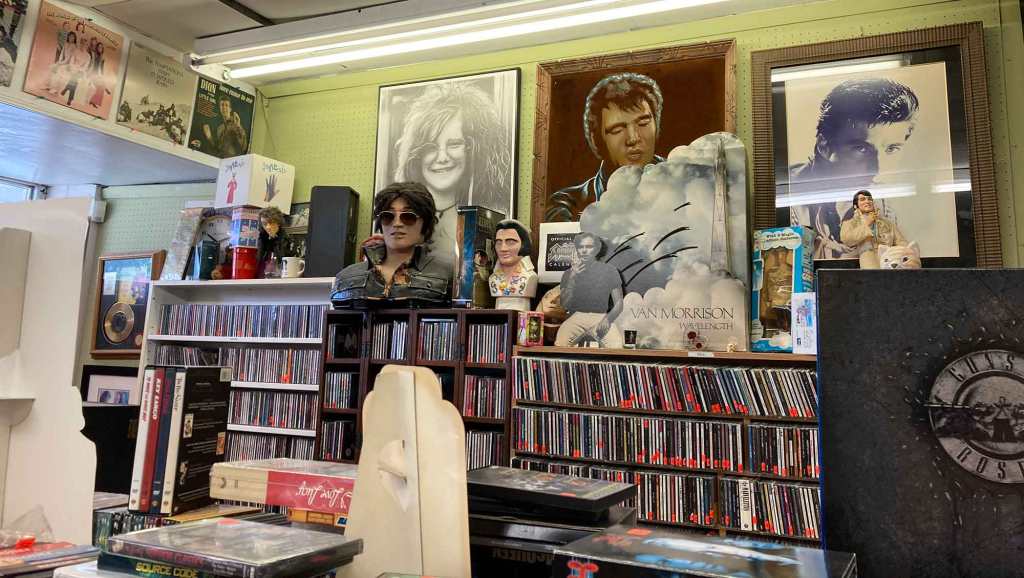 rock + roll heaven CDs busts