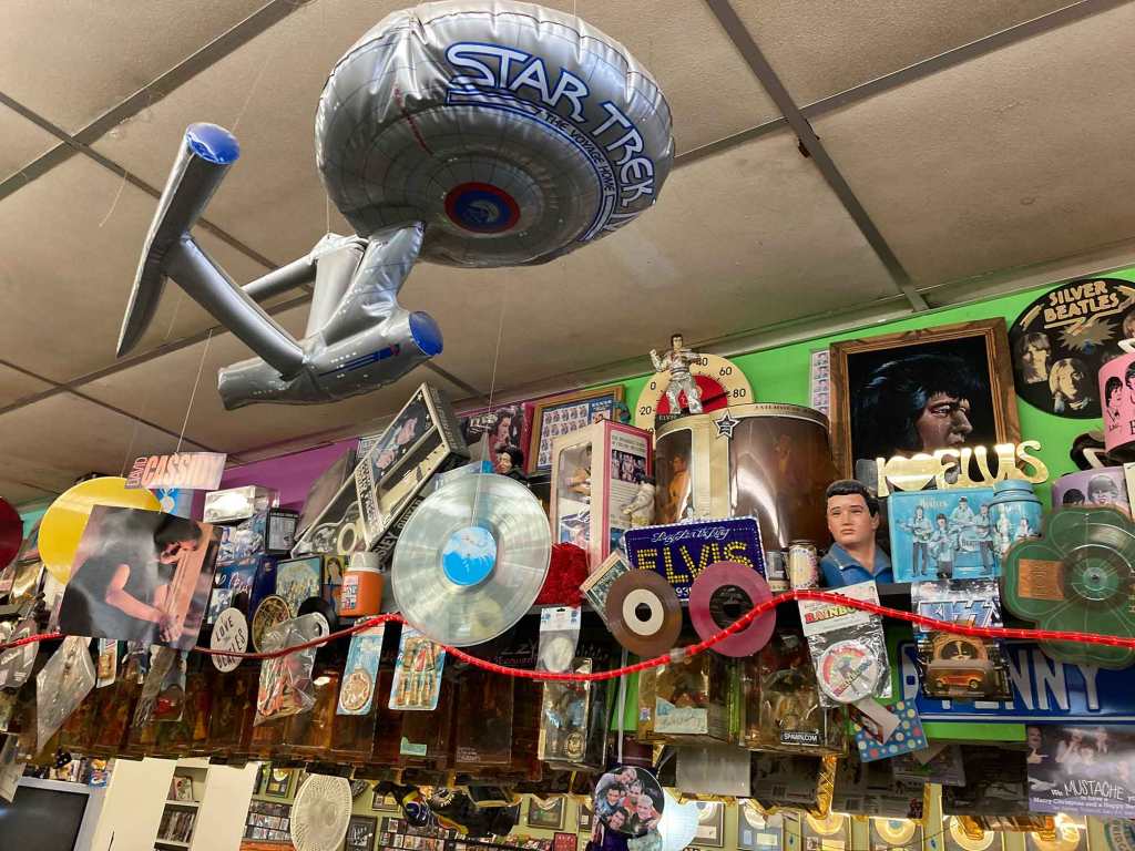 rock + roll heaven mobiles