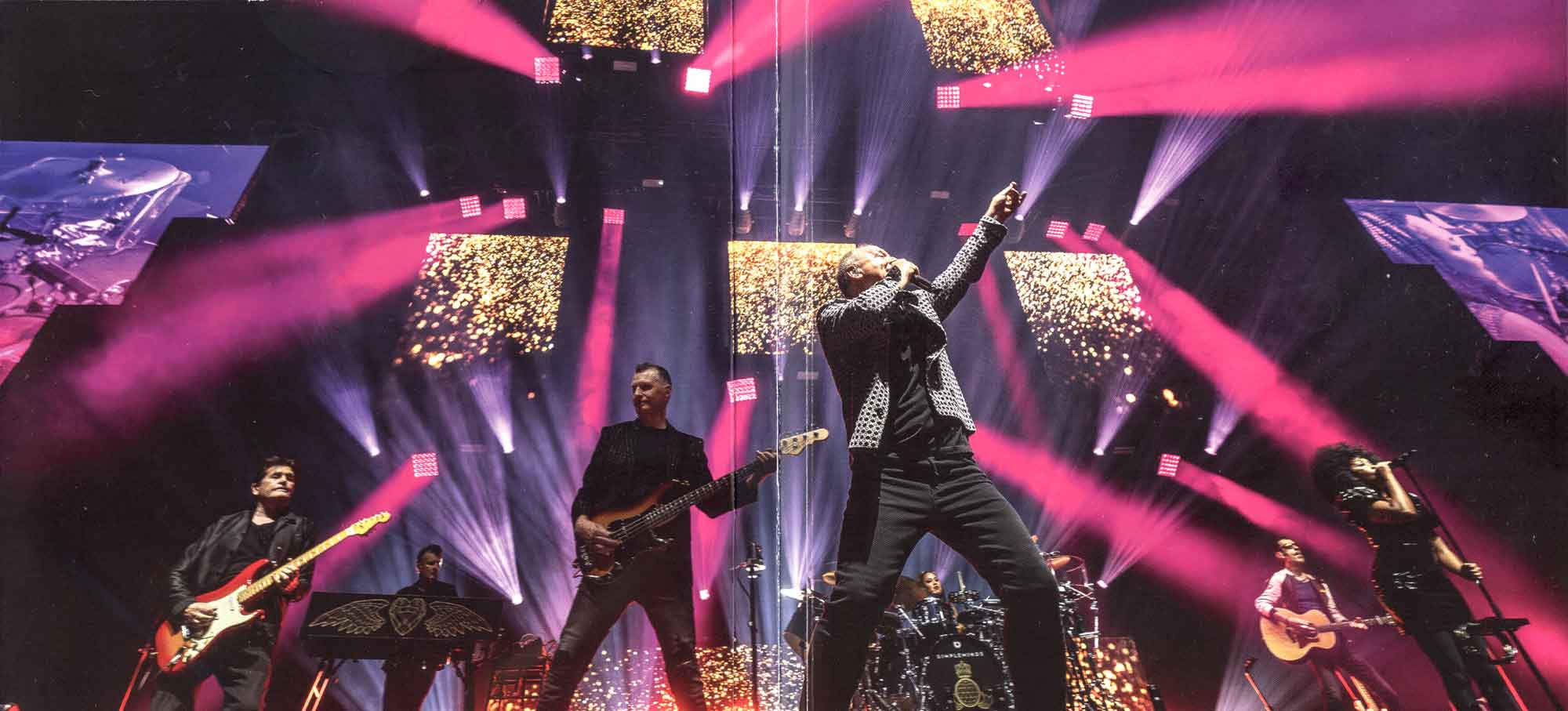 simple minds live in the city of diamonds