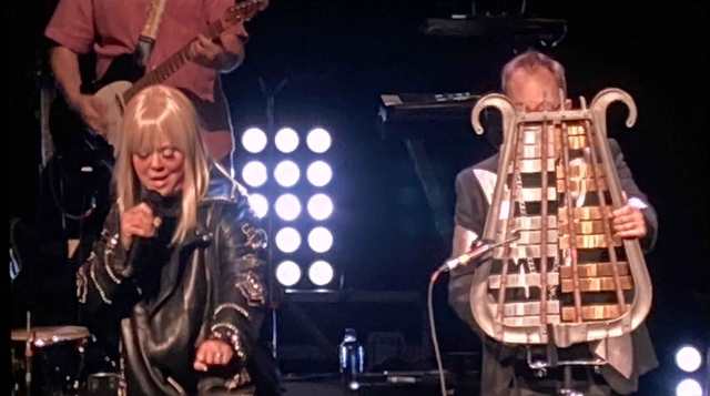 Cindy Wilson + Fred Schneider Give Me Back My Man